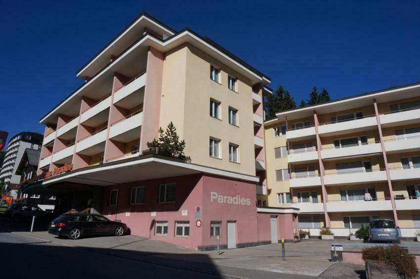 Paradies 023 Apartemen Arosa